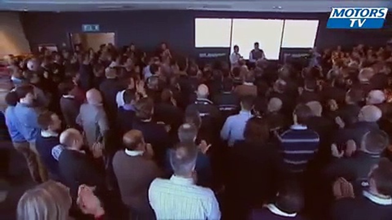 F1 Schumacher returns with Mercedes GP