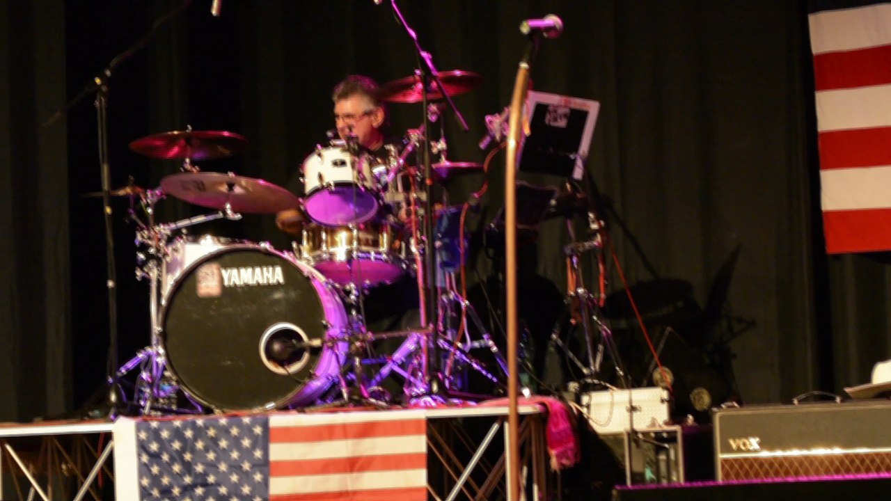 Solo de Batterie ( Ivano Castellani ) St Valentin à Mions.