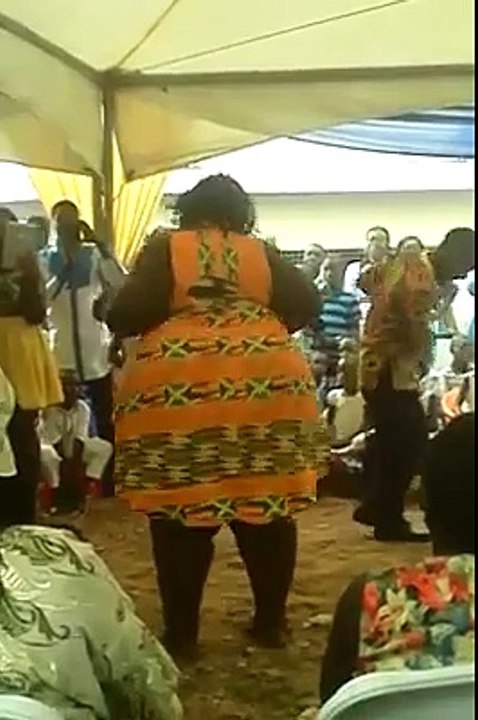 bomb bommmmb girl opss