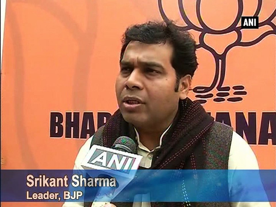 Nitish supporting JNU students is 'martyrs' disrespect: BJP