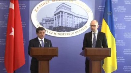 Davutoğlu-Yatsenyuk Ortak Basın Toplantısı (2)