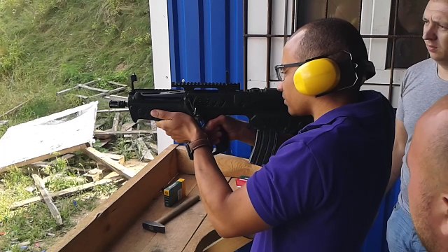 shooting Tavor Tar 21, Assault Rifle