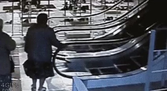 yürüyen merdiveni yanlış anlamış teyze