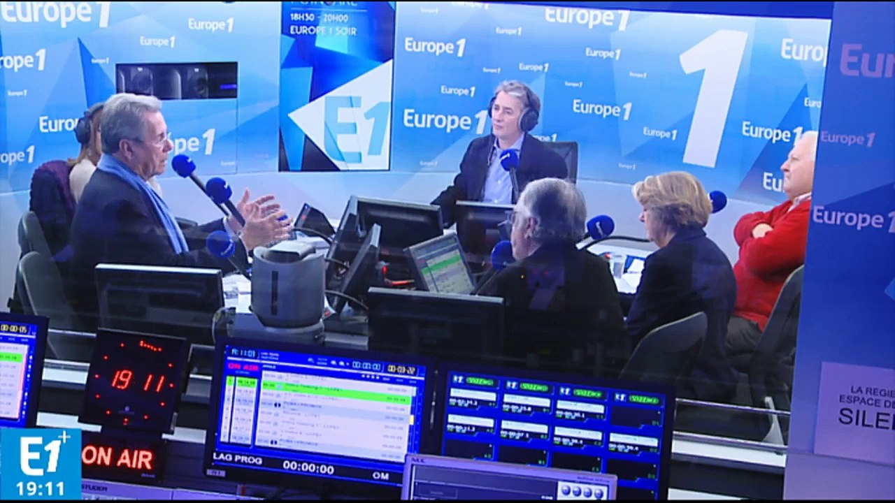 Pour Debré, Fabius crée "une situation extrêmement inconfortable"