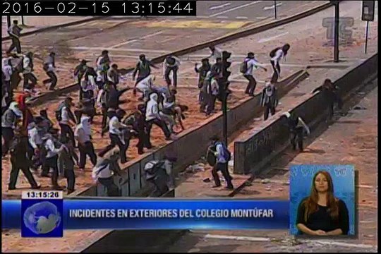 Protestas por reubicación de profesores del colegio Montúfar