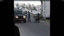 Un policier israélien renverse un Palestinien en chaise roulante