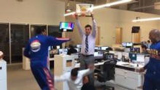 Dunk Cam Globetrotter Style
