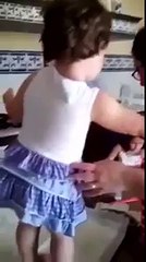 Kamerayı Görünce Şekil Değiştiren Cimcime