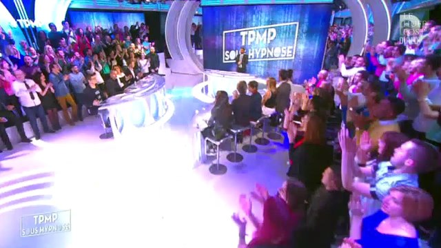 Sous hypnose, les chroniqueurs de Touche pas à mon poste se lâchent