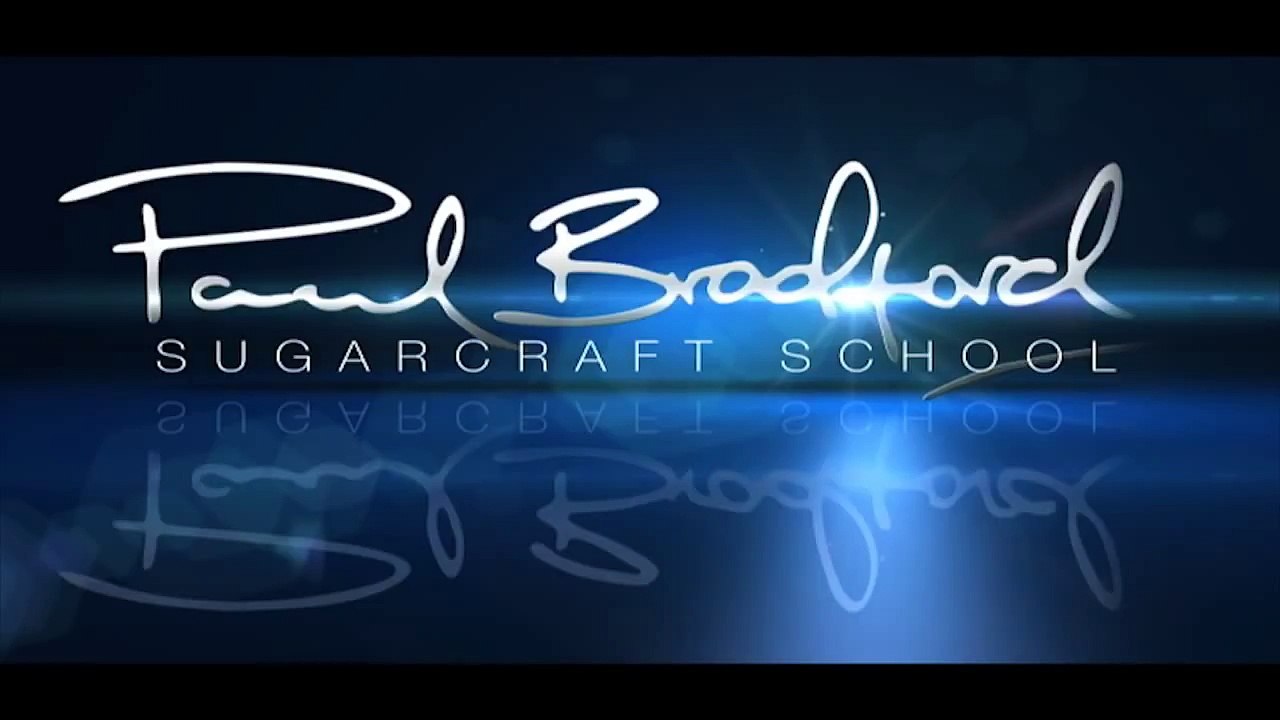 Exploding Santa Preview - Cake Decorating with Paul Bradford