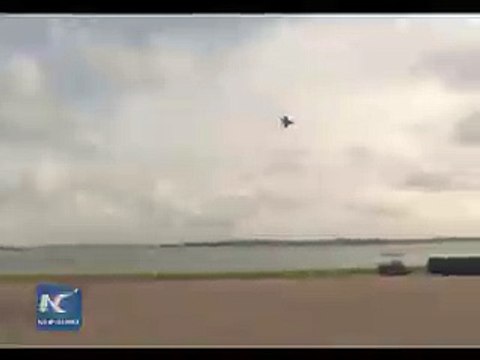 Amazing Aerobatic Stunts Singapore Airshow