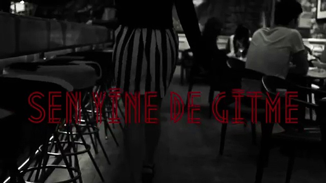Onur Baştürk - Sen Yine De Gitme