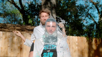 Le condom challenge - L'Oeil de Links du 15/02 - CANAL+