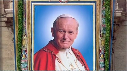 Letters reveal Pope John Paul II's 30-year friendship with woman