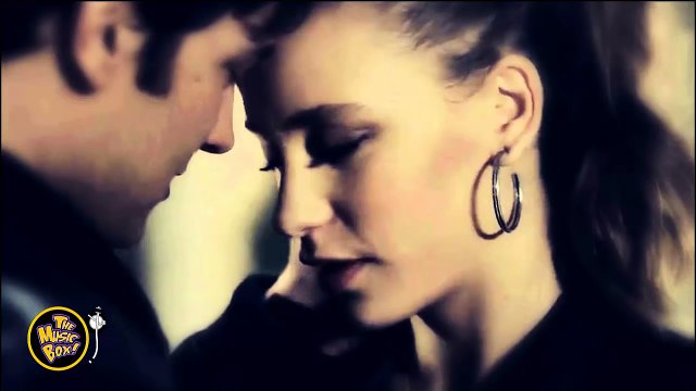 Serenay Sarıkaya - Söyle Buldun Mu