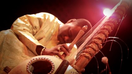 olivares trio y madou sidiki diabate “kora“  6⁄9