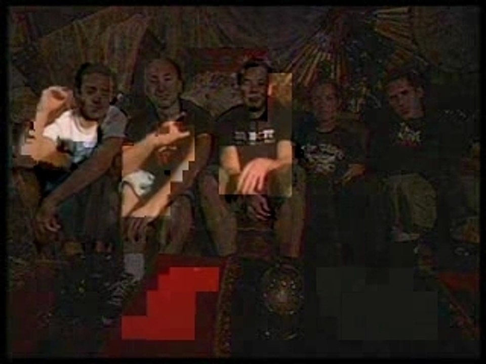 Simple Plan God must hate me (live)