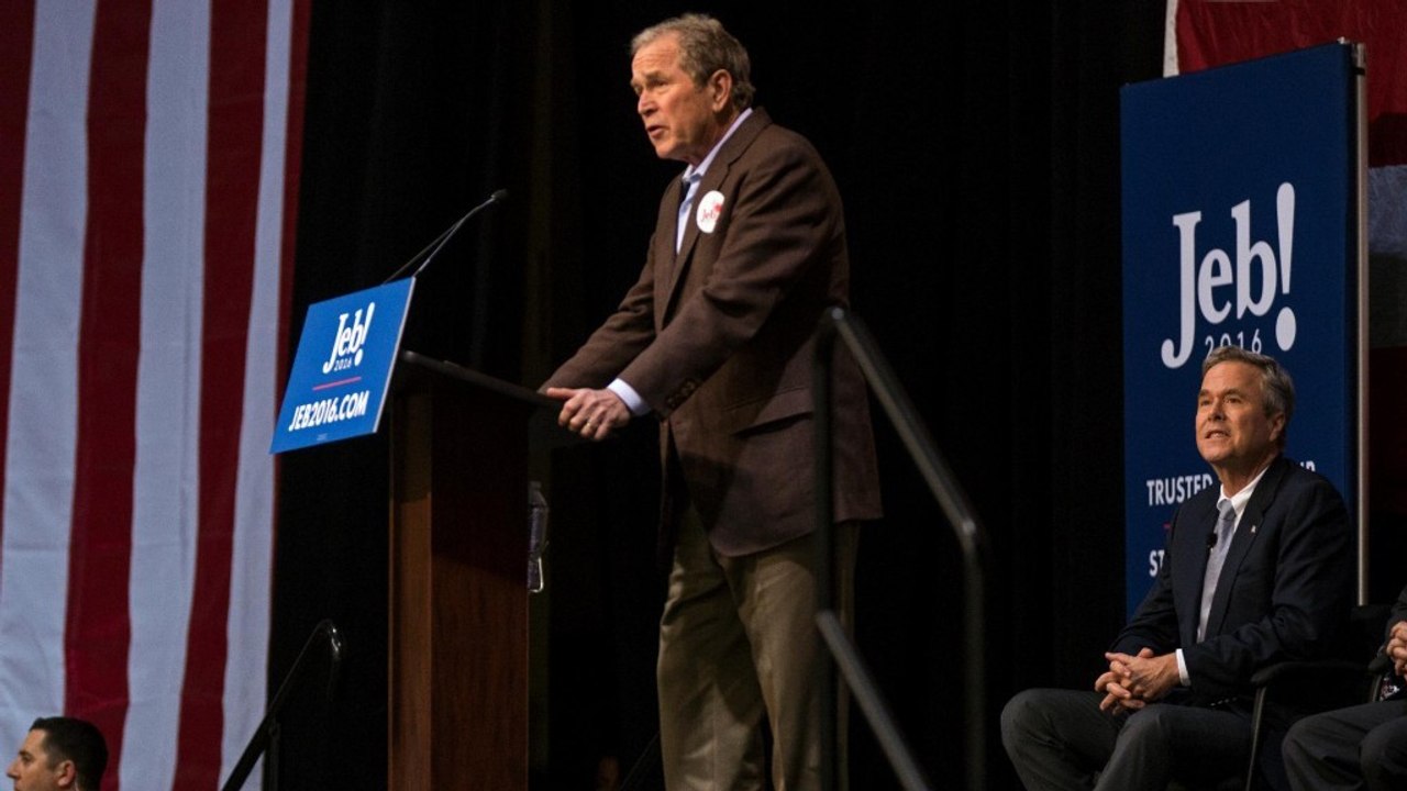 George W. Bush campaigns for brother, cracks jokes