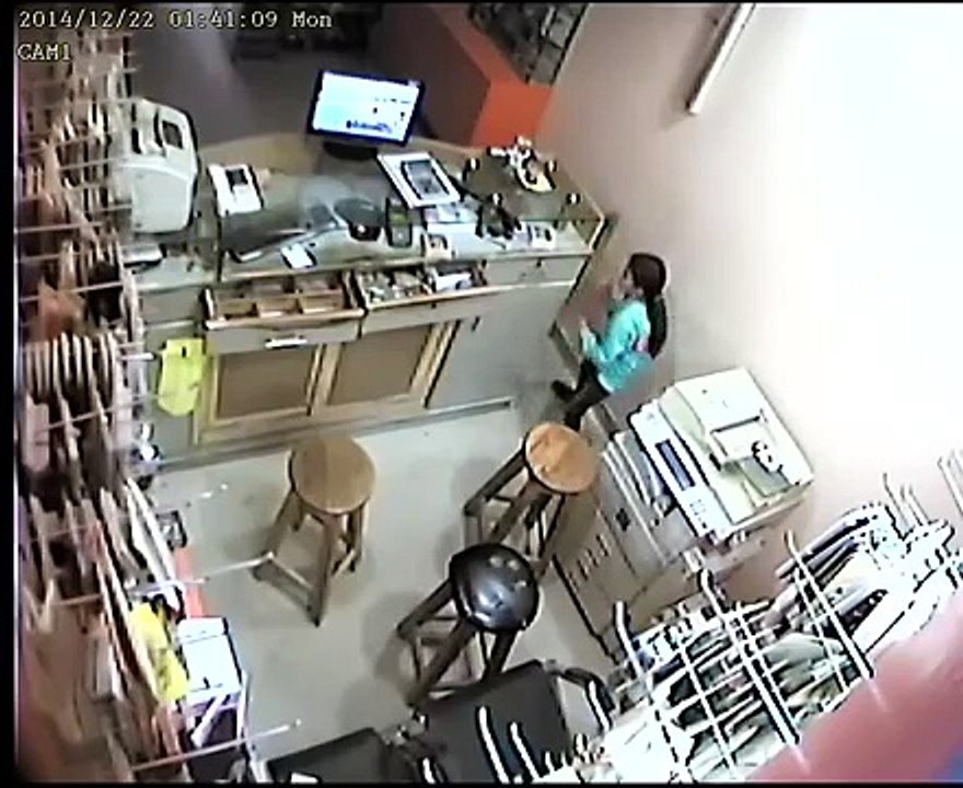 _سرقة محل موبايلات الهانوفيل الاسكندرية__
