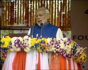 Narendra Modi MocKinG the FOOLiSH ! ! ! #AAPtards