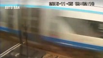 ► High-SPEED TRAIN AGAINST a Train vs BICYCLIST a Bicyclist || AVTO BAN