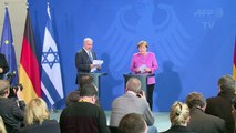 Merkel rejects east Europe plan to shut Balkans refugee route