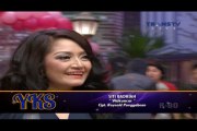 SITI BADRIAH [Wakuncar] Live Yuk Keep Smile YKS TRANS TV (24-12-2013)