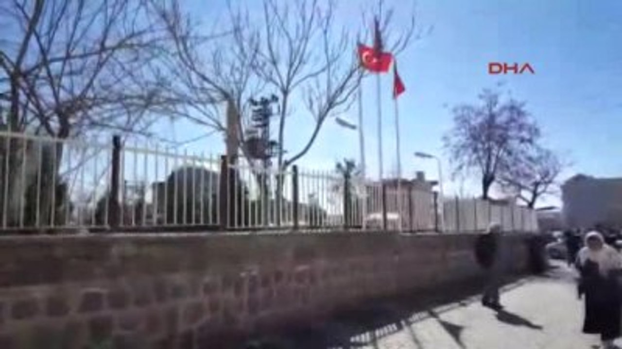 Şırnak İdil'de Sokağa Çıkma Yasağı İlan Edildi-2