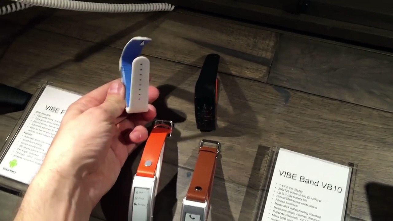 Новинка CES 2015 браслет Lenovo VIBE Band VB10