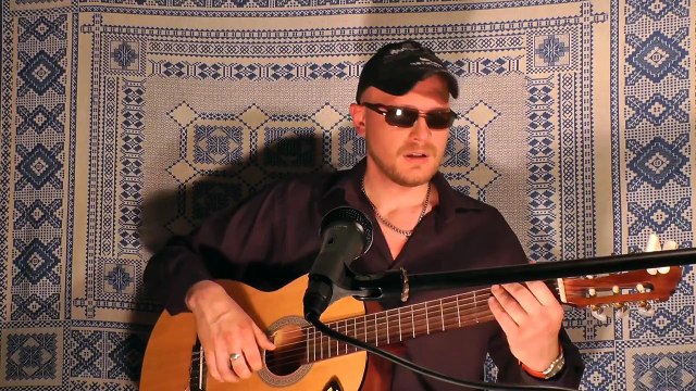 Сергей Сумской - Армейский синдром (ПОЕТ АВТОР ПЕСНИ ПОД ГИТАРУ)