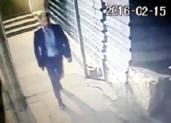 50 Lira Borç Aldığı Arkadaşı Hakaret Edince İşyerini Kurşunladı