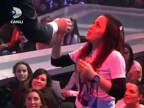 Grup Hepsi Beyaz Show'da