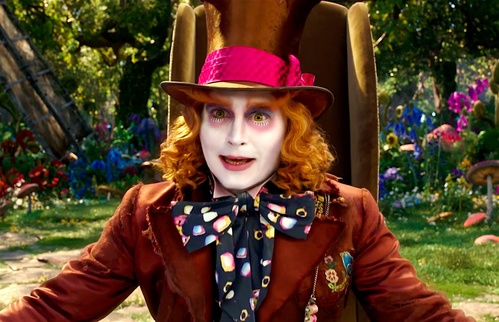 Alice Through the Looking Glass with Johnny Depp Official New Trailer