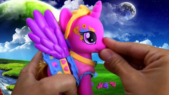 Маша и медведь волшебные куличики на пляже Майами Видео для детей. Masha and the bear at the Miami