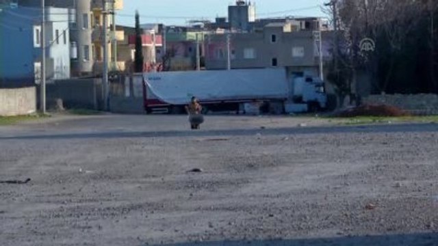 Nusaybin İlçesinde Tırdan Barikat