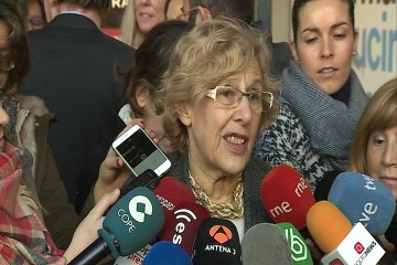 Carmena no ve "razonable" que Aguirre siga