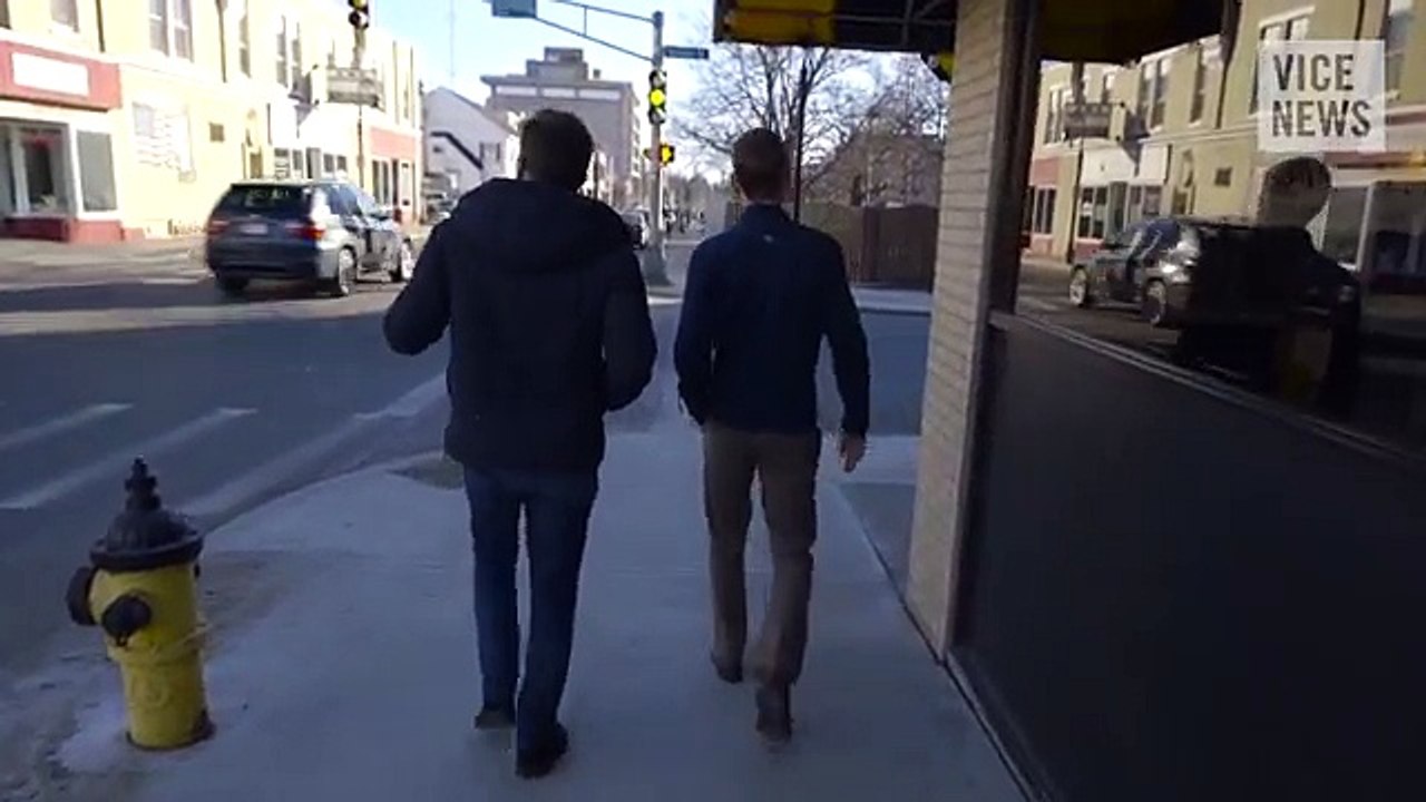 Campaigns Vs. Super PACs: Spot The Difference (Extra Scene from ‘Gunning for New Hampshire’) (FULL HD)