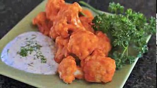 Easy Vegan Recipe _ Cauliflower Buffalo Wings