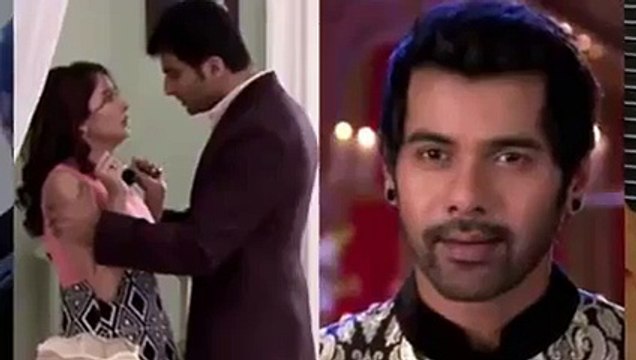 Police se Chup ne ke liya Nikhil Pauncha Tanu ke Room Mein 16th February 2016 Kumkum Bhagya