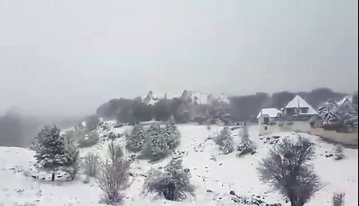 enfin elle neige à Ifrane