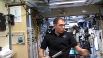 Astronotlar uzayda temizliği böyle yapıyor