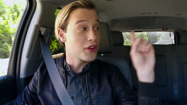Tyler Henry Sees Future of Amber Rose's Love Life | Hollywood Medium with Tyler Henry | E!