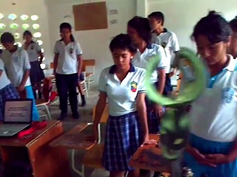 Молитва преди часовете. Кога ли ще стане това и при нас..