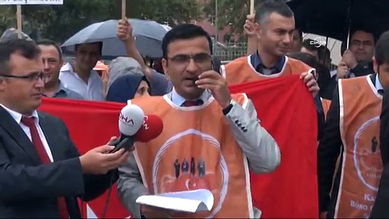Yargı personelinden mehteranlı zam eylemi