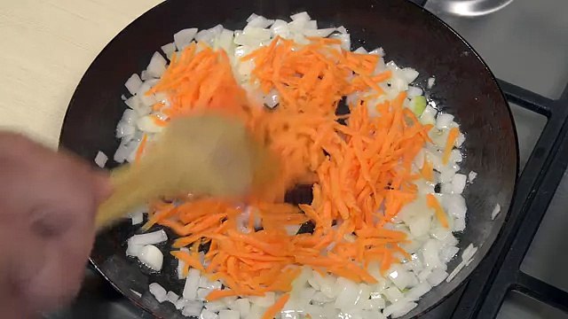 Куриный суп с вермишелью