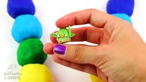 Brochettes Surprise Couleurs en Play Doh avec des Jouets! PLAY-DOH Surprises with Toys!