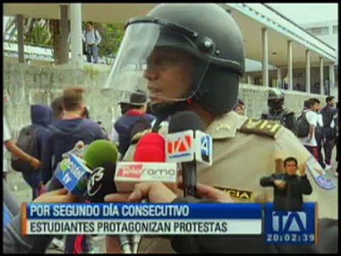Por segundo día consecutivo, estudiantes protagonizaron protestas