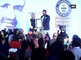 Lyricist Sameer enters Guinness Records