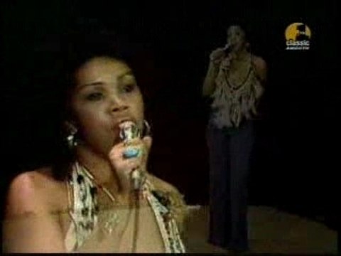 CANDI STATON - Young Hearts Run Free