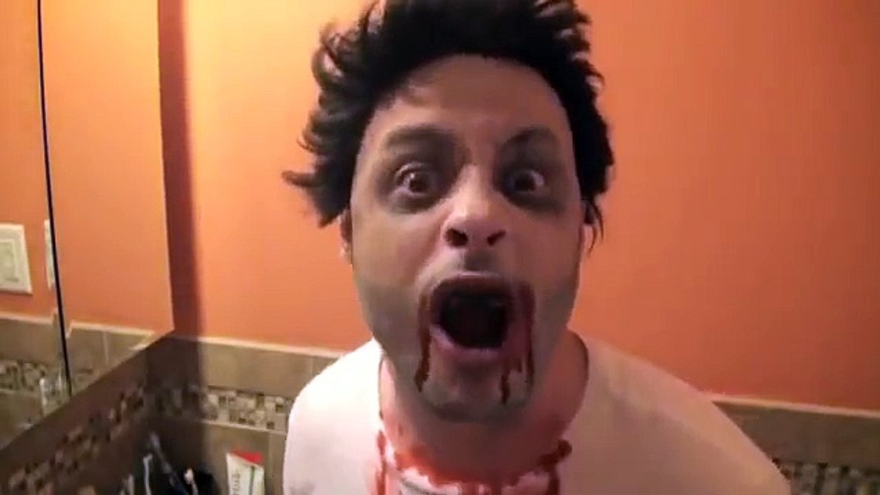 Korkunç Zombi Sürücü Şakası )) ( İzlenme Rekoru Kıran Şaka )